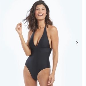 NWT Summersalt v halter one piece bathing suit,size 6